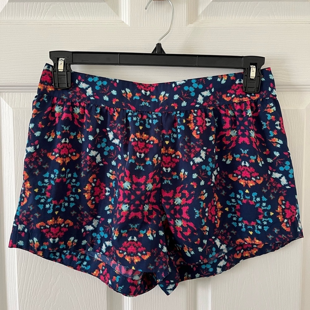 City Streets Multicolor Patterned Shorts